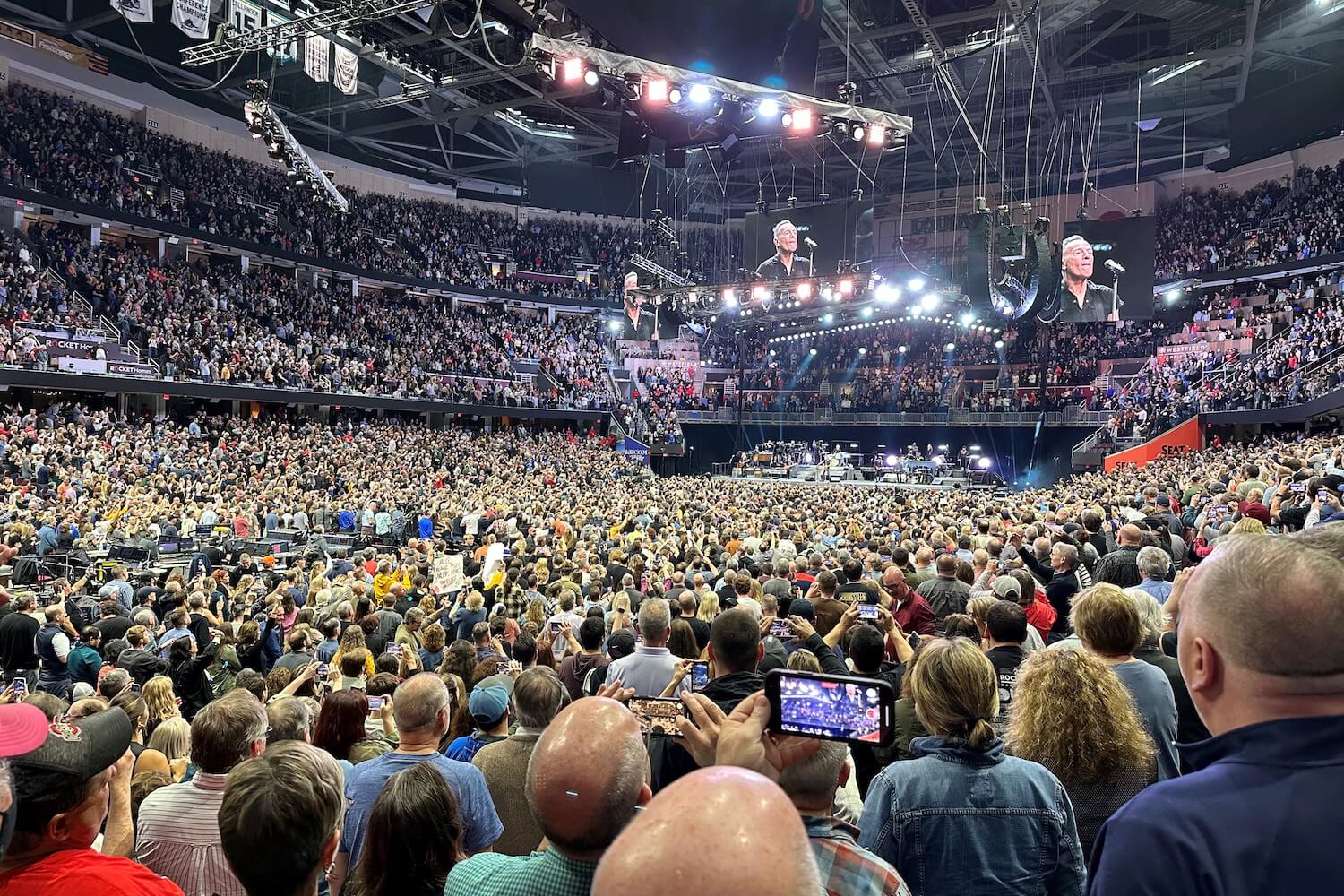 Hanging with 20,000 of my Closest Friends